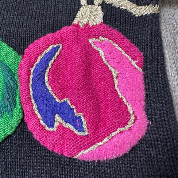 Lisa Nichols Vintage Christmas Ornament Turtleneck Sweater - Picture 8 of 8